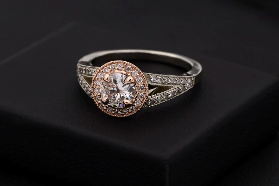 Lab-grown diamond engagement ring market